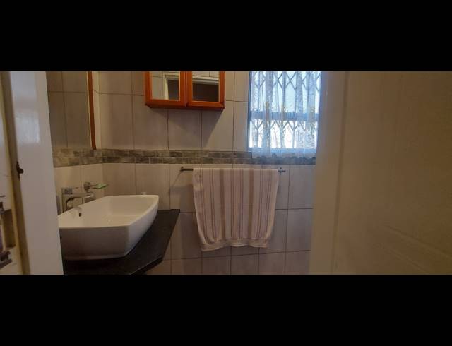 1 BEDROOM TOWNHOUSE FOR SALE IN SUNNINGHILL